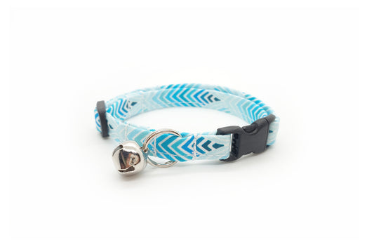 Teal Blue Feathers Cat Collar - Sky Blue Chevron Breakaway Cat Collar - Handmade by Kira's Pet Shop