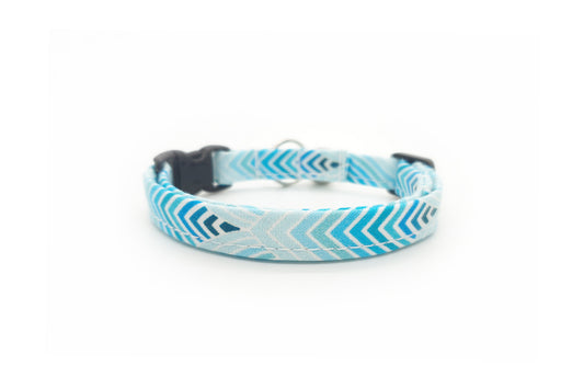 Teal Blue Feathers Cat Collar - Sky Blue Chevron Breakaway Cat Collar - Handmade by Kira's Pet Shop